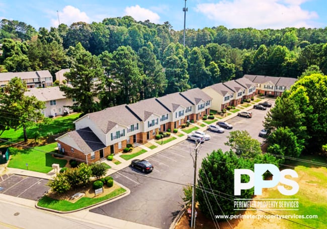 Building Photo - 350 WI Pkwy