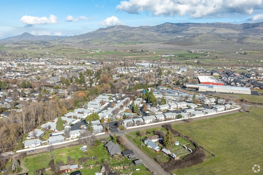 Talent Parkside 220 W Rapp Rd Talent OR 97540 Apartment Finder