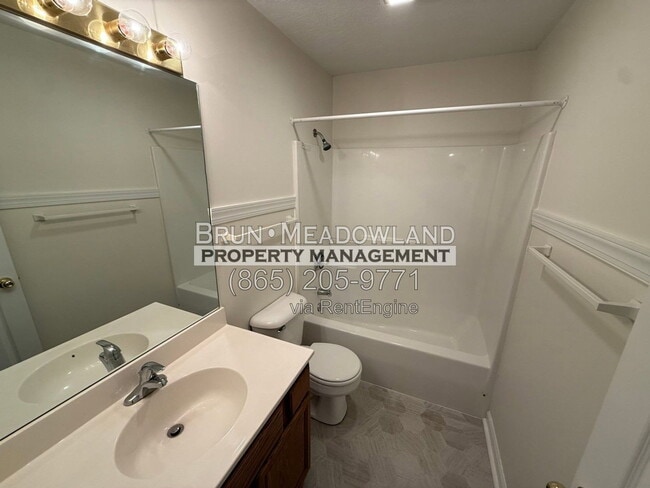 Building Photo - 1555 Ellery Ln