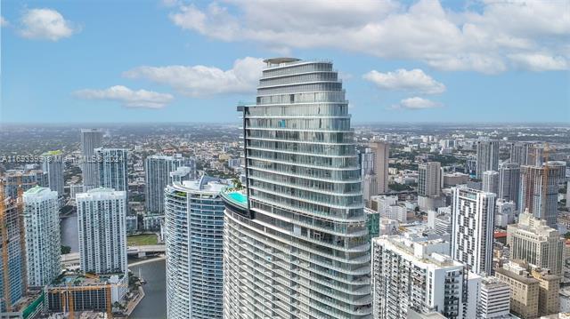 Building Photo - 300 Biscayne Boulevard Way