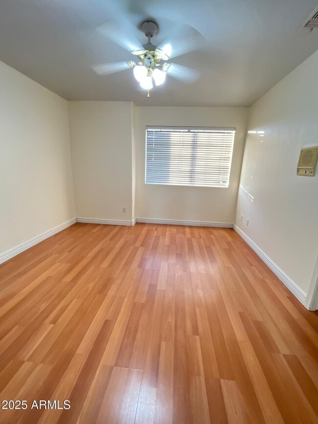 Building Photo - 5545 W Wethersfield Dr