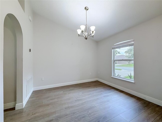 Building Photo - 33 Timbercreek Pines Cir