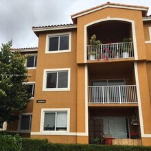 Building Photo - 20930 SW 87th Ave