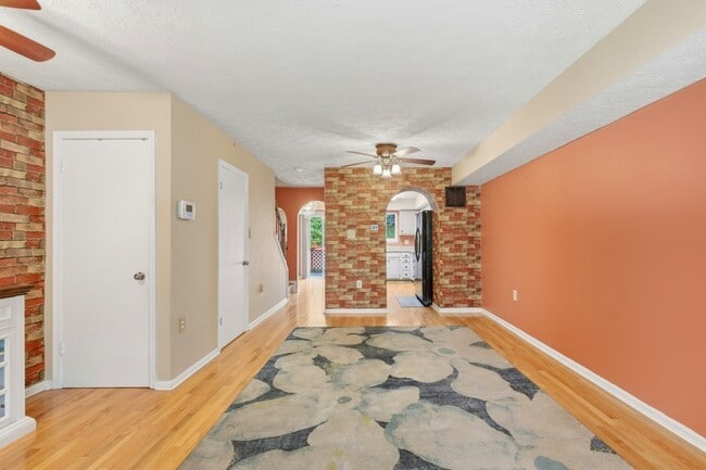 Building Photo - 4333 Gilmer Ct