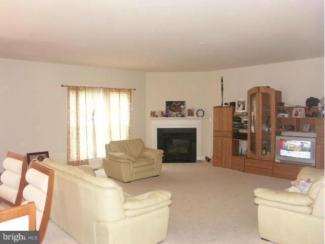Building Photo - 18486 Quantico Gateway Dr