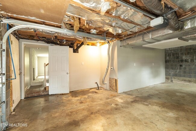 Building Photo - 2344 Alice Bell Rd