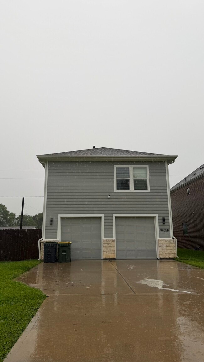 Building Photo - 9905 Excaliburs Ct