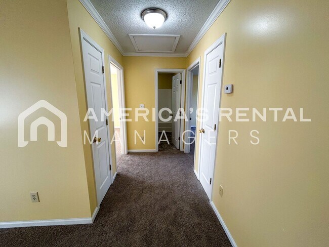 Building Photo - Home for Rent in Birmingham!