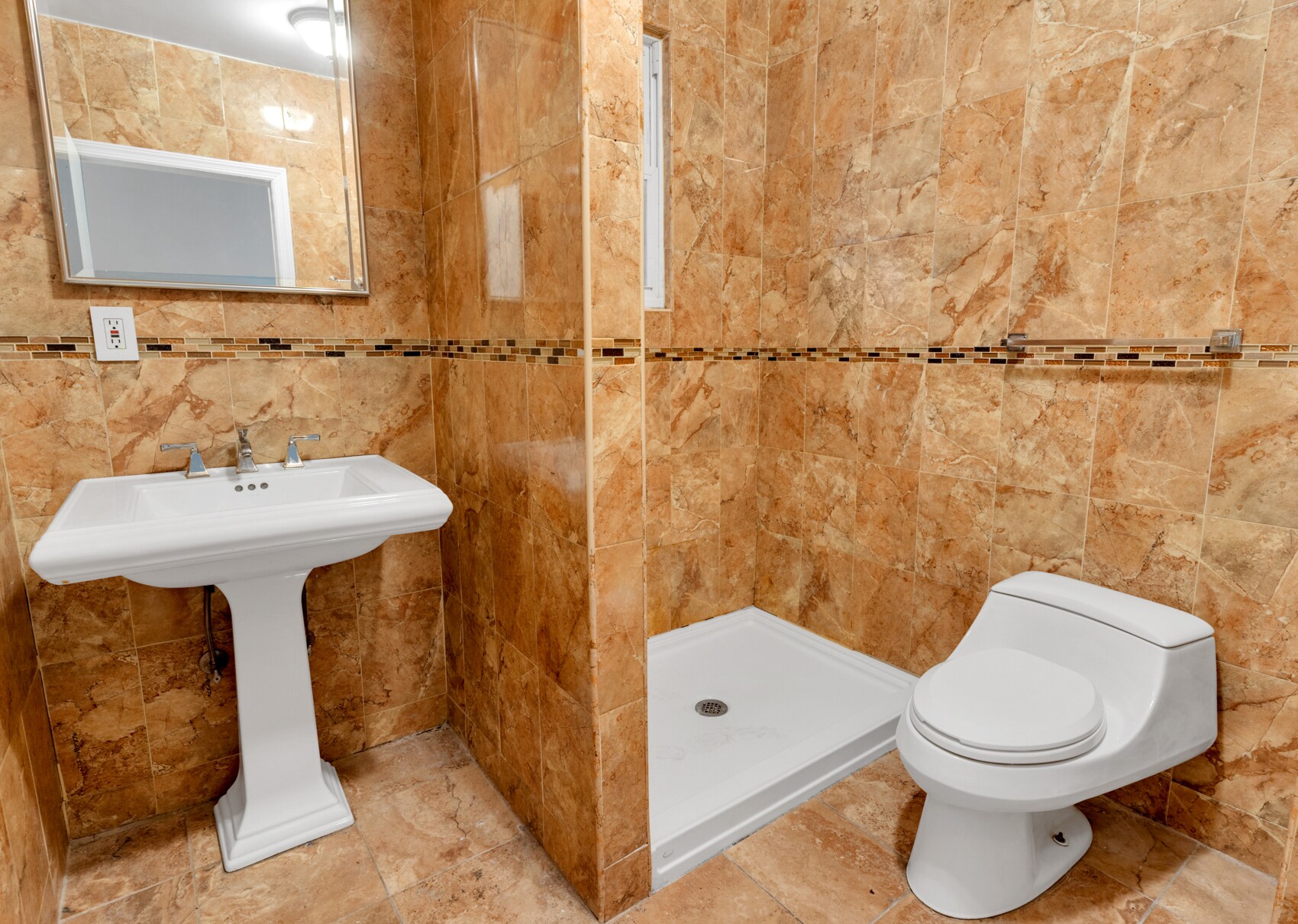 Building Photo - 97 Fenner Ave