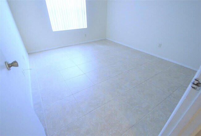 Building Photo - 4240 Pershing Pointe Pl