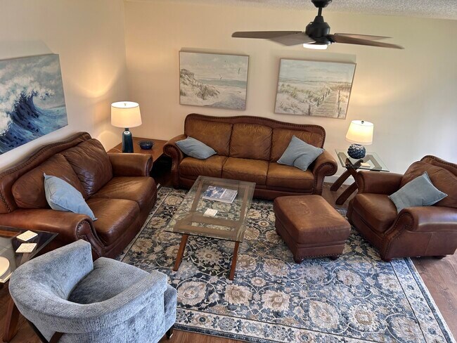 Building Photo - 13383 Bedford Mews Ct