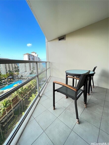 Balcony - 223 Saratoga Rd
