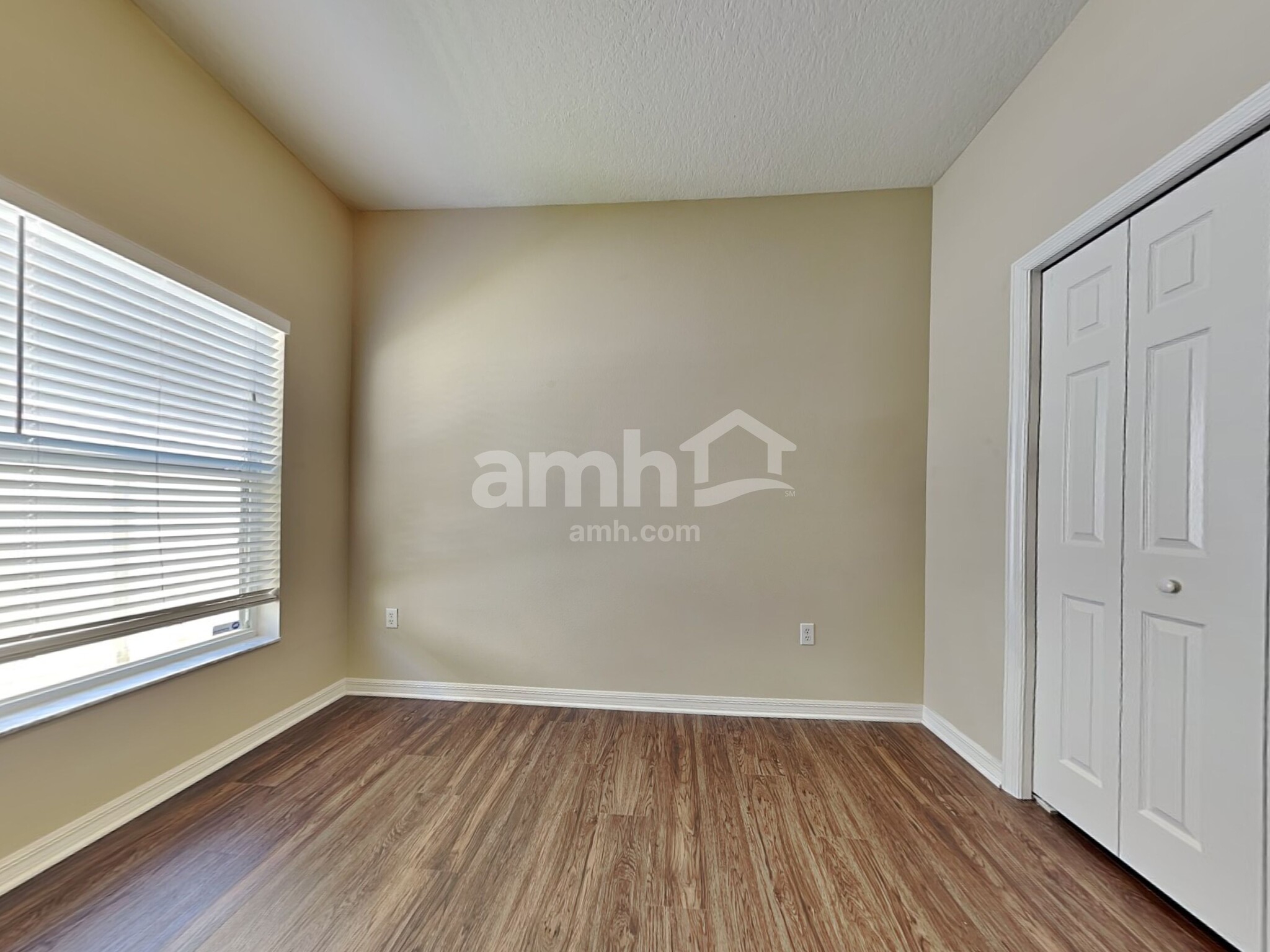 Building Photo - 12010 Fern Blossom Dr