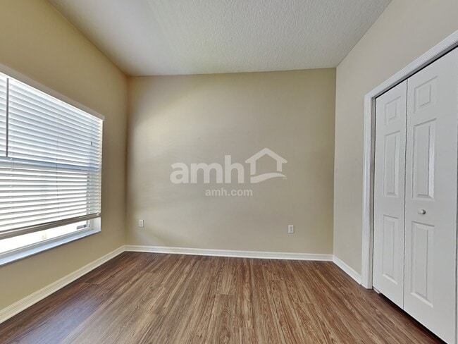 Building Photo - 12010 Fern Blossom Dr