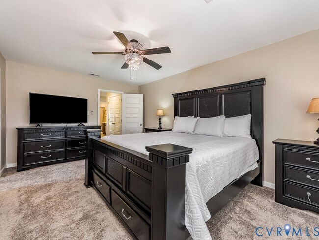 Building Photo - 1712 James Overlook Dr