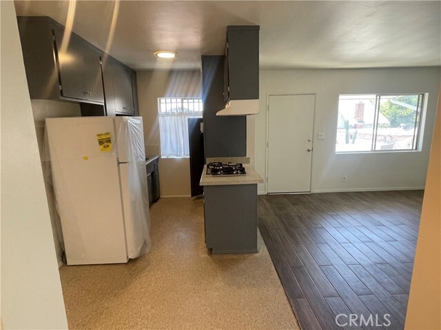 Building Photo - 6510 Marbrisa Ave