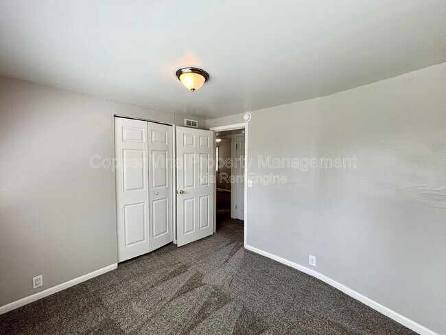 Building Photo - 7221 Canosa Ct