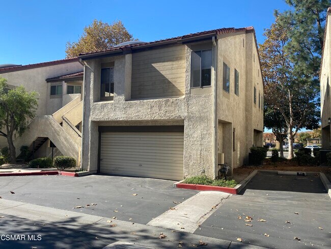 Building Photo - 3162 Darby St