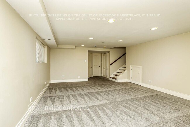 Building Photo - 47 Pamela Dr