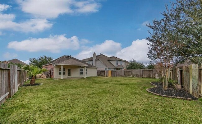 Building Photo - 2123 Castle Gardens Ln