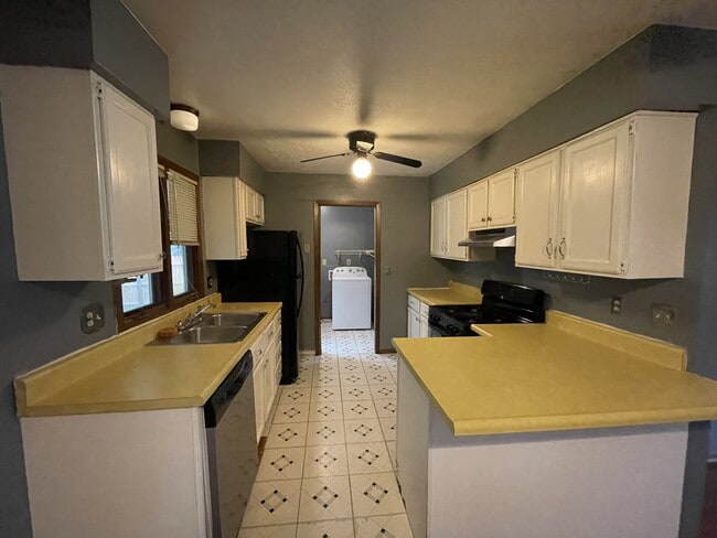 Building Photo - 2104 N 14th St
