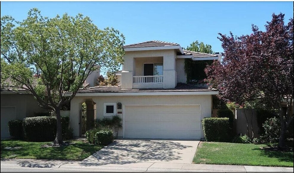 Building Photo - 1715 Palatia Dr