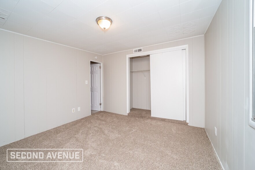 Building Photo - 8727 5th Ave