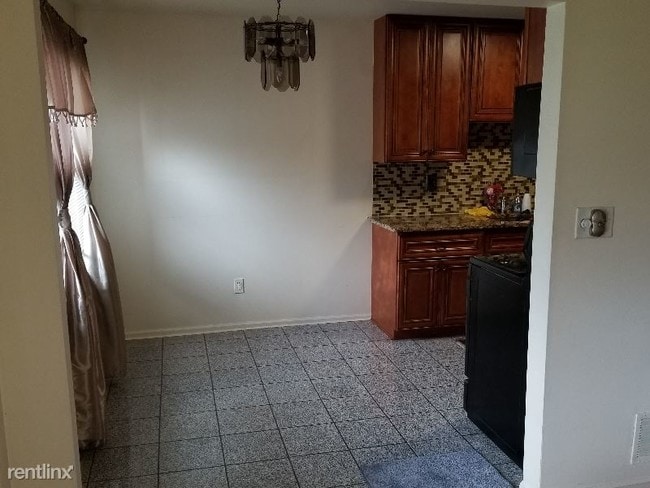 Building Photo - 1 br, 2 bath Condo - 132 D Beverly Hills T...