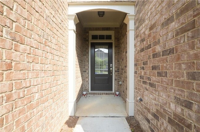Building Photo - 5820 Shiloh Woods Dr