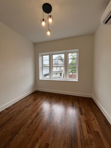 Building Photo - 48 Bergen Ave