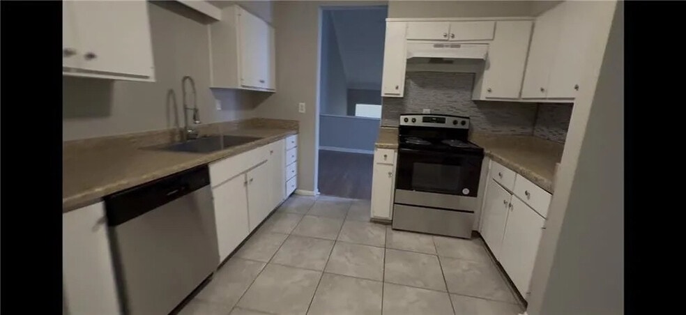 Primary Photo - Room in Townhome on Terrace Trail