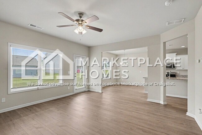 Building Photo - 229 W L Miller Dr