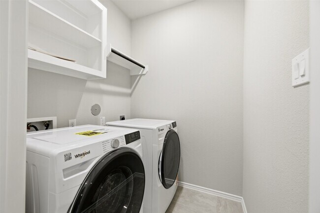 Building Photo - 218 Twilight Mdw Wy