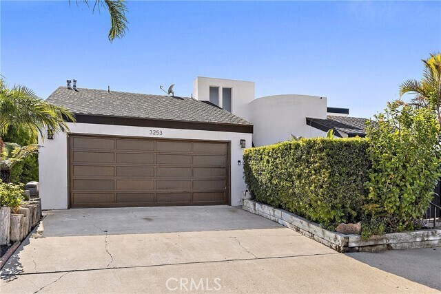 Building Photo - 3253 Alta Laguna Blvd