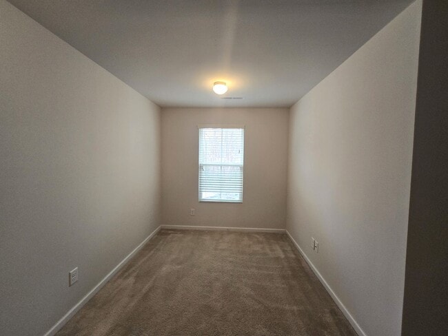 Building Photo - Beautiful Home Available for Rent in Charlotte, NC 28212