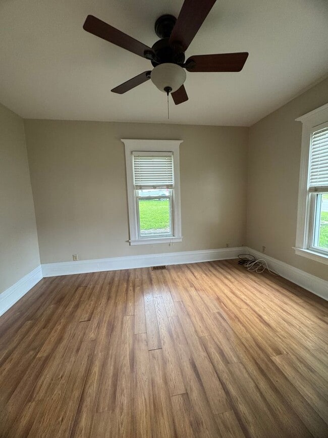Building Photo - Village of Carthage 3/4 Bedroom / 1.5 Bath...