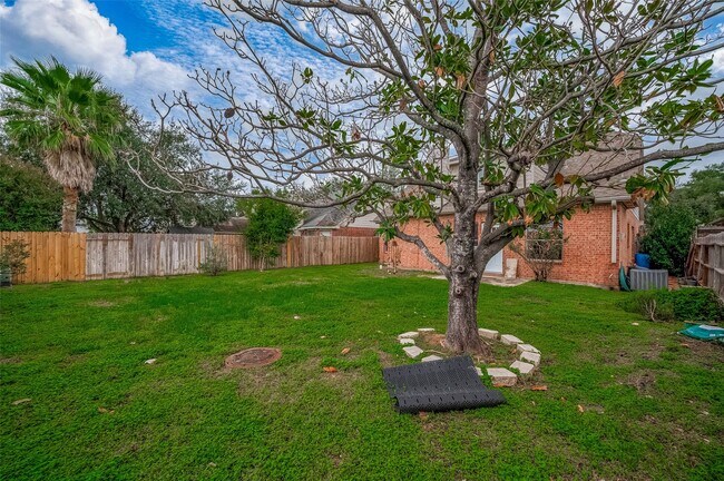 Building Photo - 5214 Rustling Trails Dr