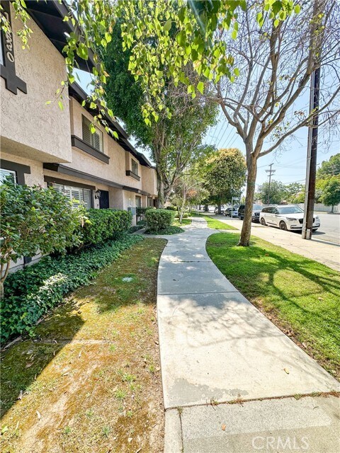 Building Photo - 19630 Saticoy St