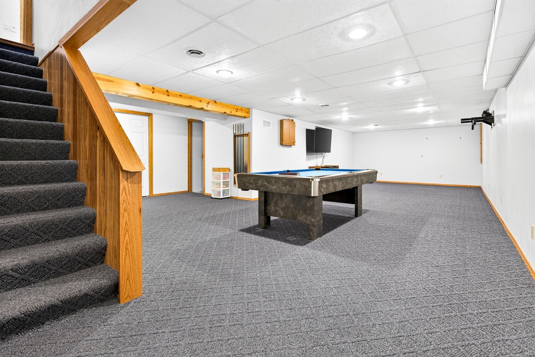 Building Photo - 3033 W Hiawatha Dr