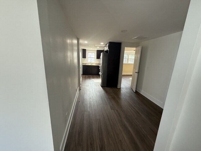 Building Photo - 1709 Cass St