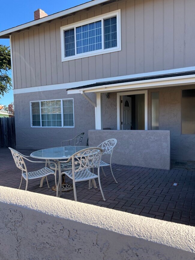 Building Photo - 175 San Pablo Ct