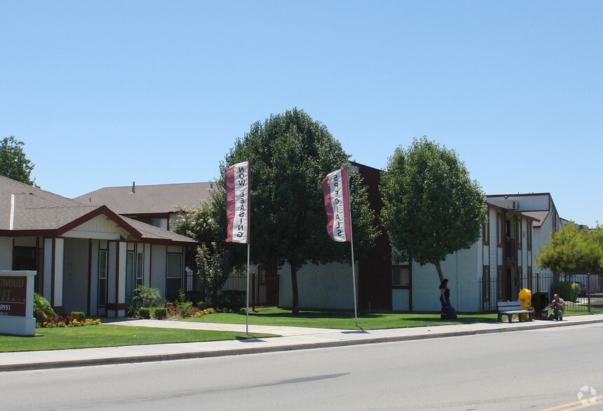 Primary Photo - Springwood Court Apartments