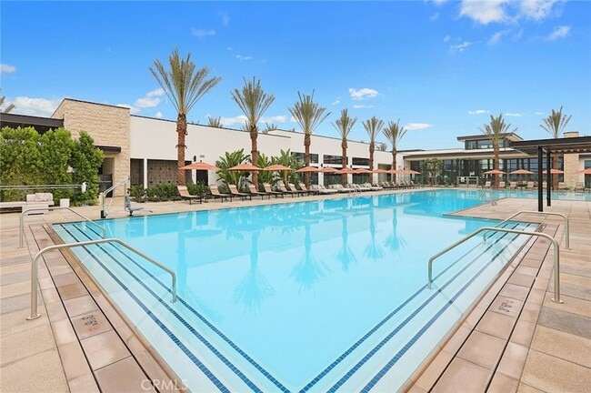 Building Photo - 478 Sycamore Dr