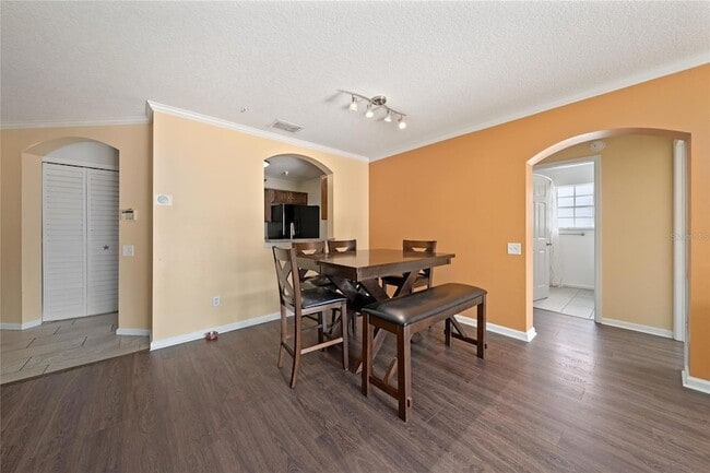 Building Photo - 3930 Southpointe Dr