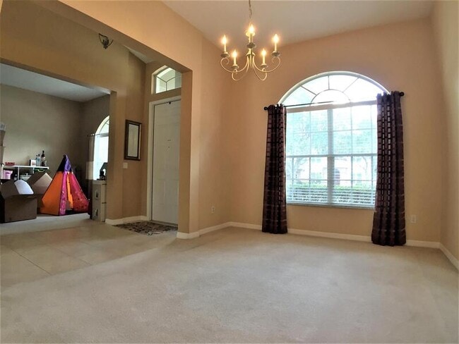 Building Photo - 909 Arbormoor Pl