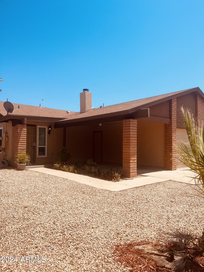 Building Photo - 13037 N 51st Dr