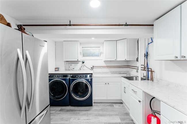 Building Photo - 575 Cornwell Ave