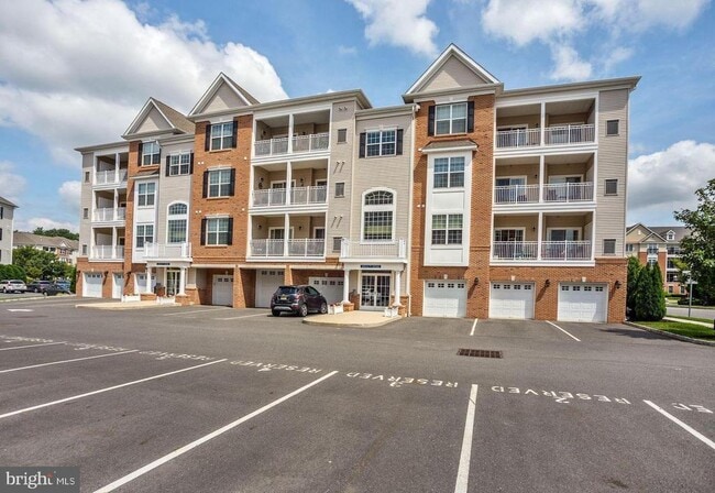 Building Photo - 4536 Champions Run