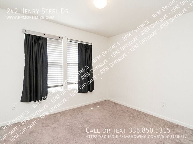 Building Photo - 242 Henry Steel Dr