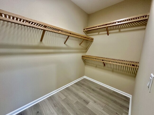 Building Photo - Gorgeous Home with a Private Pool Ready to...